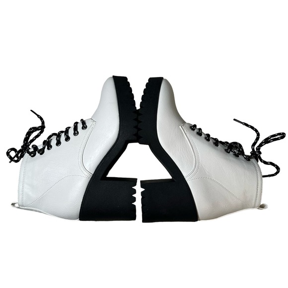 Seven7 White and Black Flatiron Boots Y2K NWOT Size 9 Platform 3.5” Heel - Picture 6 of 10
